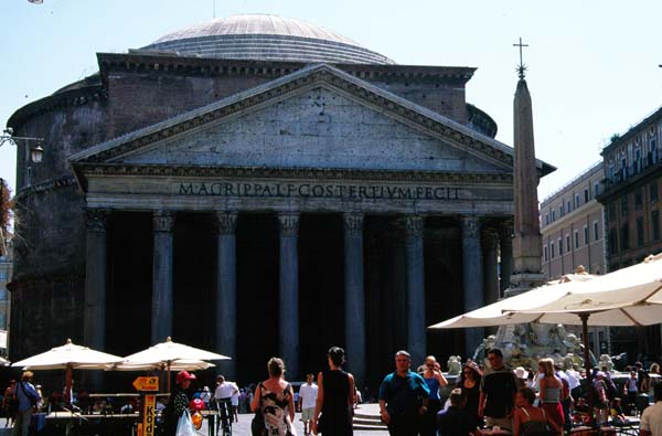 990808Pantheon.jpg (46791 bytes)