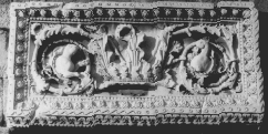 FRIEZE2.gif (32609 bytes)