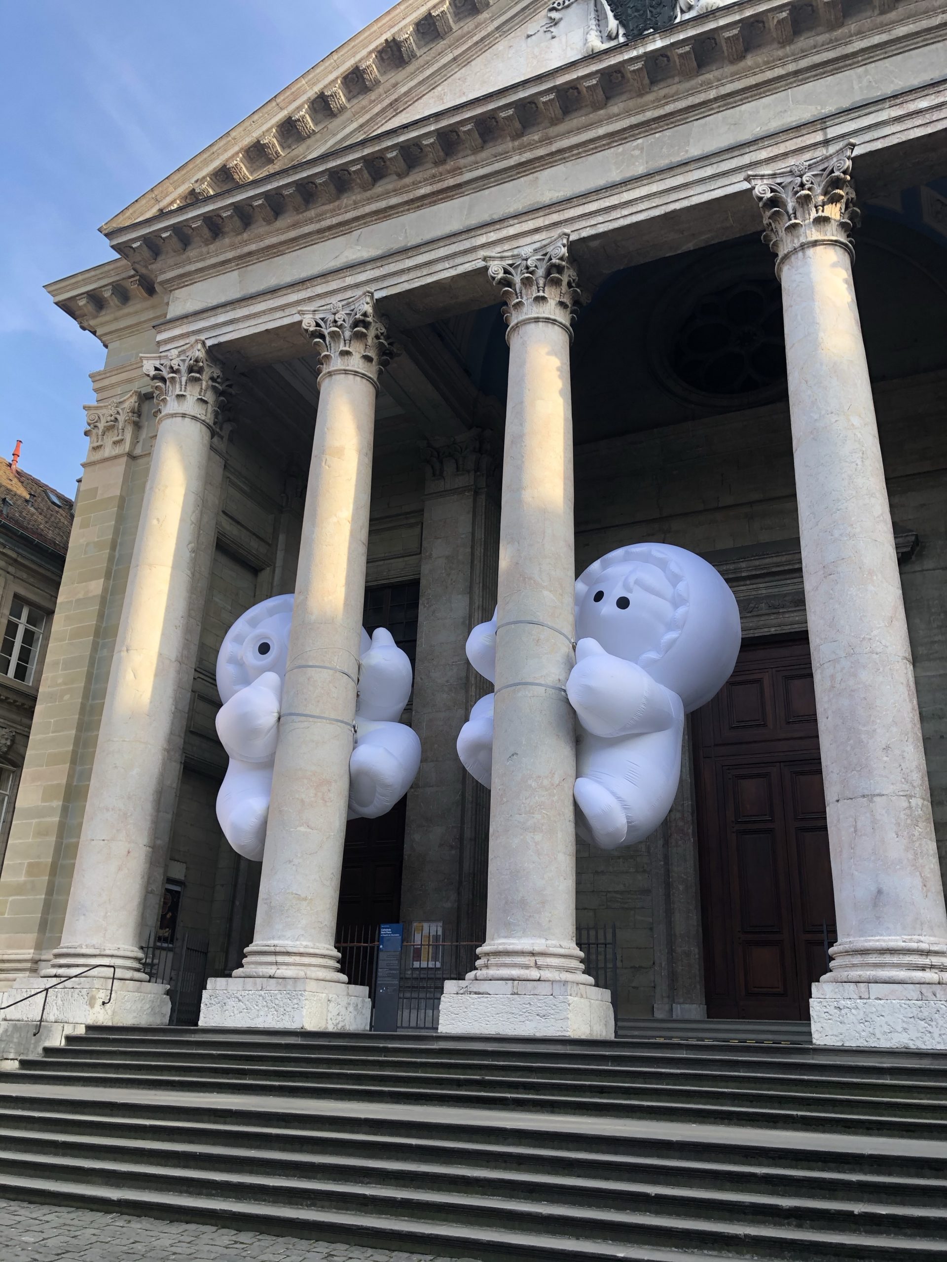 Blobs in Geneva