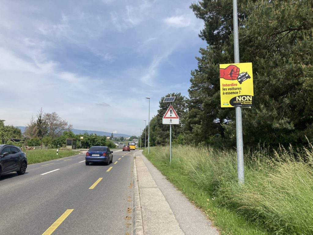 The narrow space left to cyclists heading up to Aubonne